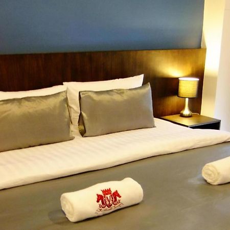Chada Veranda Hotel Khon Kaen Esterno foto