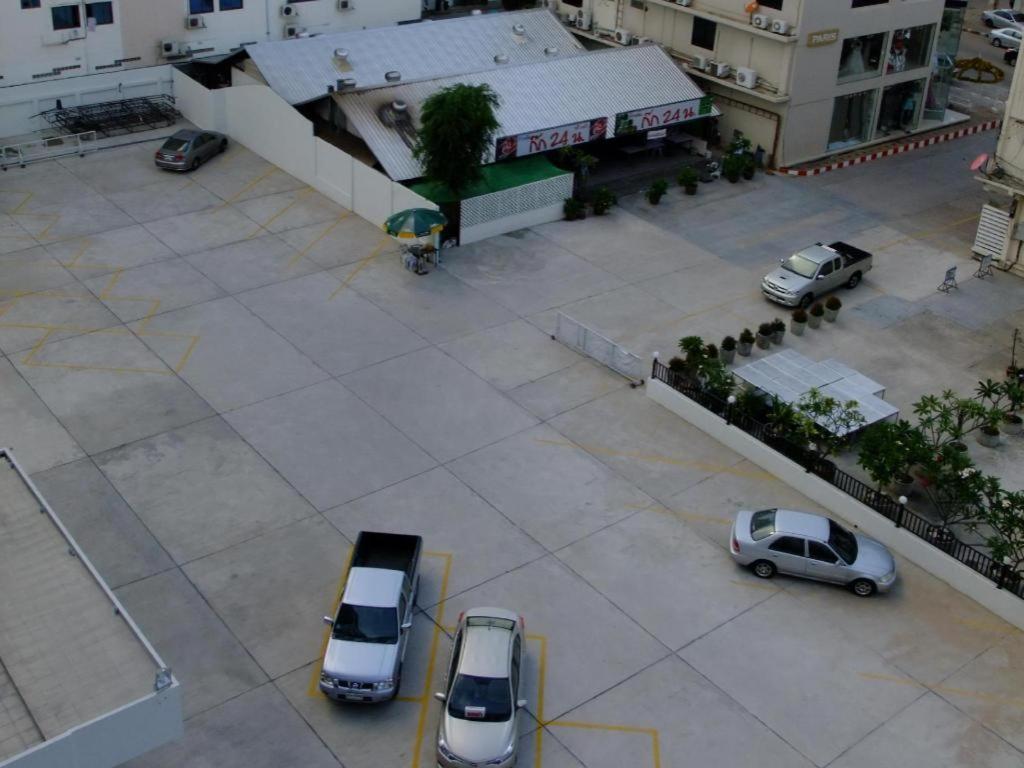 Chada Veranda Hotel Khon Kaen Esterno foto