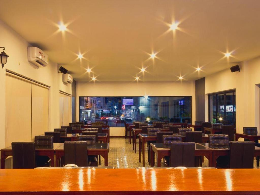 Chada Veranda Hotel Khon Kaen Esterno foto