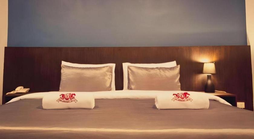 Chada Veranda Hotel Khon Kaen Esterno foto